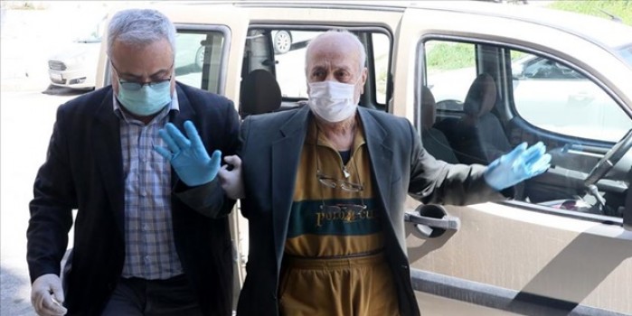 85 yaşında ilk kez hastaneye yattı, koronavirüsü yendi