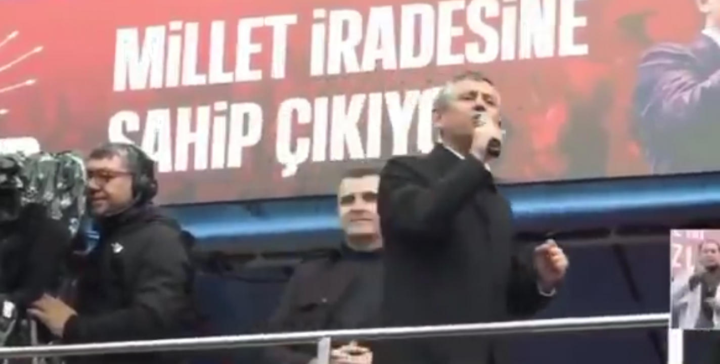 AK Partili Başkandan CHP Lideri Özel’e fena kapak! 'İç dünyalarındaki karmaşayı bu komik iddialarla örtemezler'