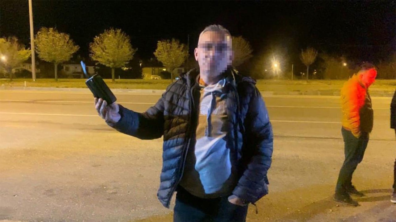 Alkollü ve utanmaz olunca 'rezil' olmuyorlar!