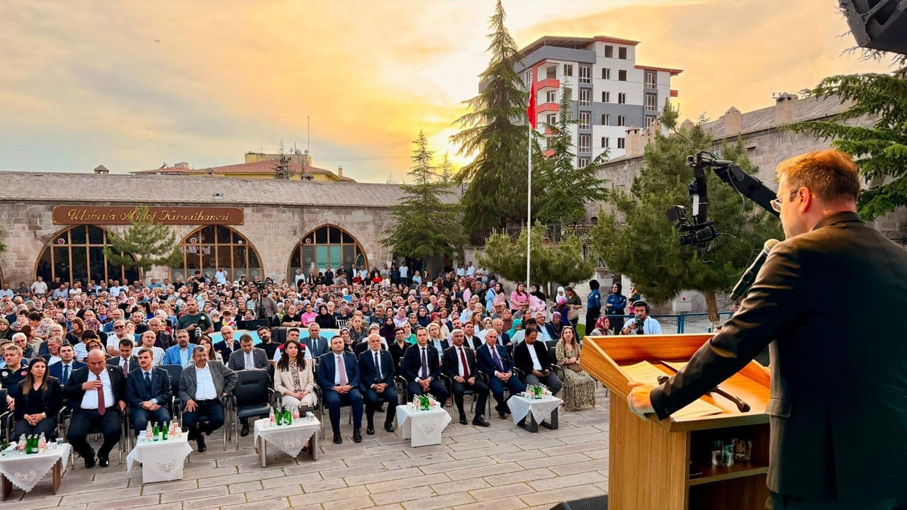 Anadolu'nun hafızası “Han Duvarları”nda yaşıyor: Yoğun ilgi çekti