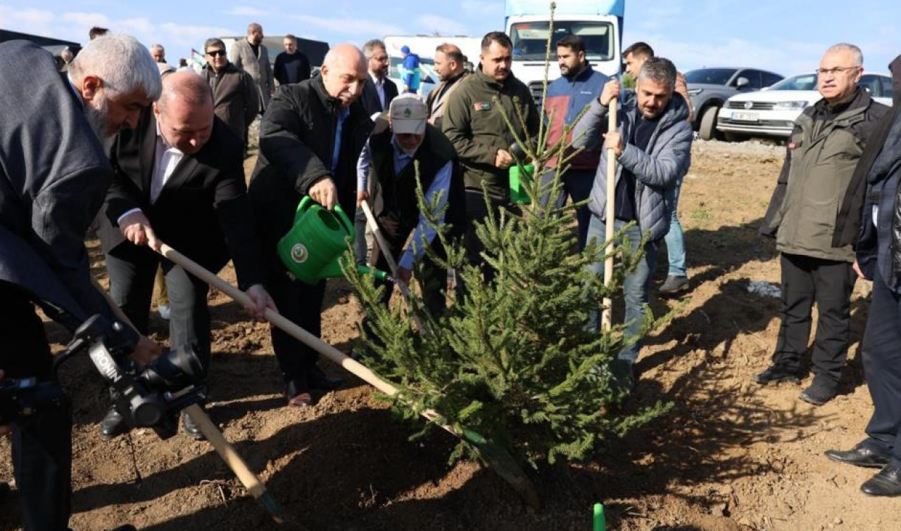 Arnavutköy’de duygulandıran etkinlik: Gazze şehitleri için 10 bin fidan dikildi