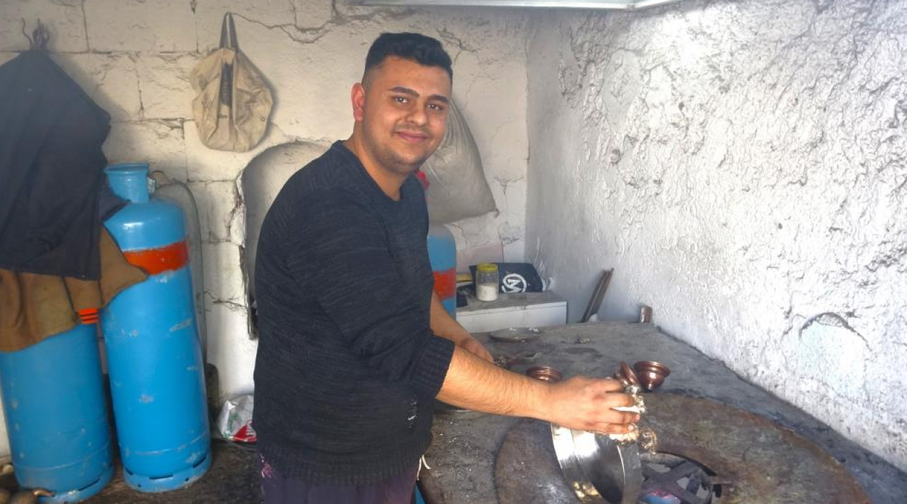 Ateşle Yazılan Miras: Bakırcılar Çarşısı’nın Son Kalaycı Baba-Oğulu