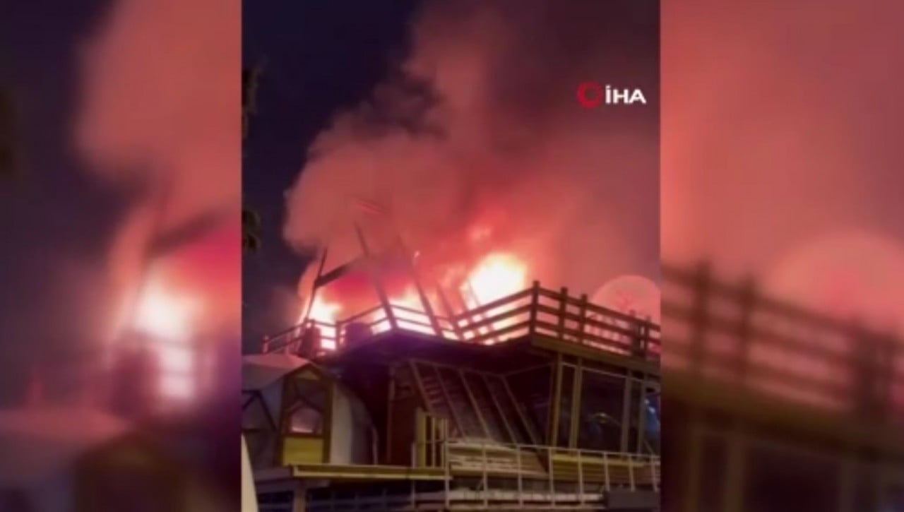 Avcılar’da iş yeri alevlere teslim oldu