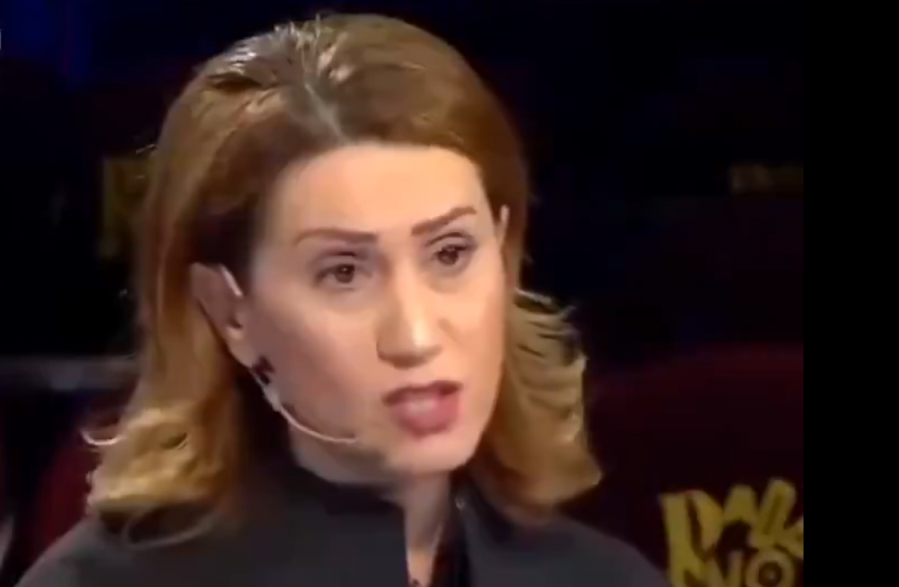 Azerin'den Okan Bayülgen’e Tarih Dersi: 