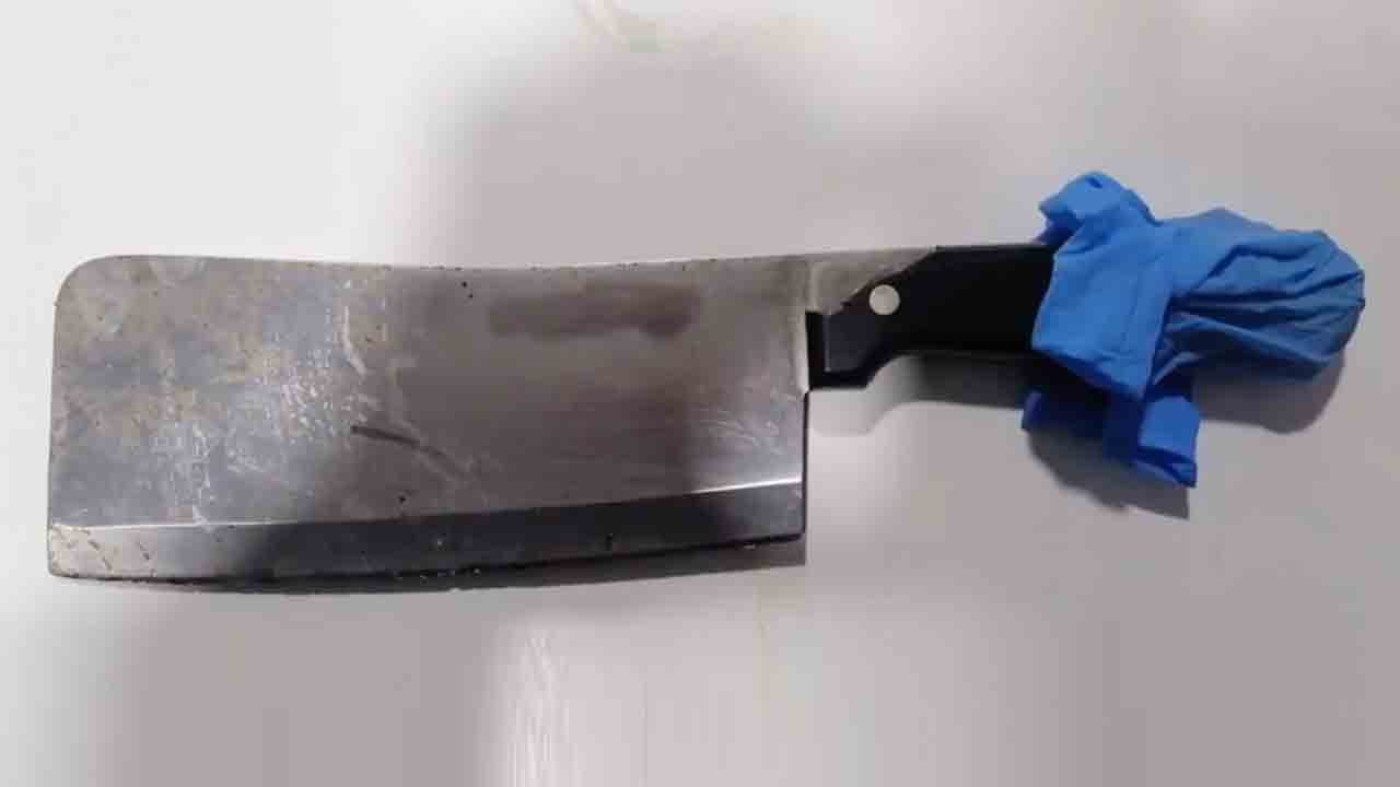 Bağcılar’da park yeri kavgası: satırlar çekildi