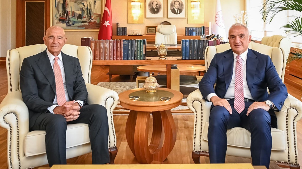 Bakan Ersoy Abd'nin Ankara büyükelçisi Tom Barrack'ı ağırladı