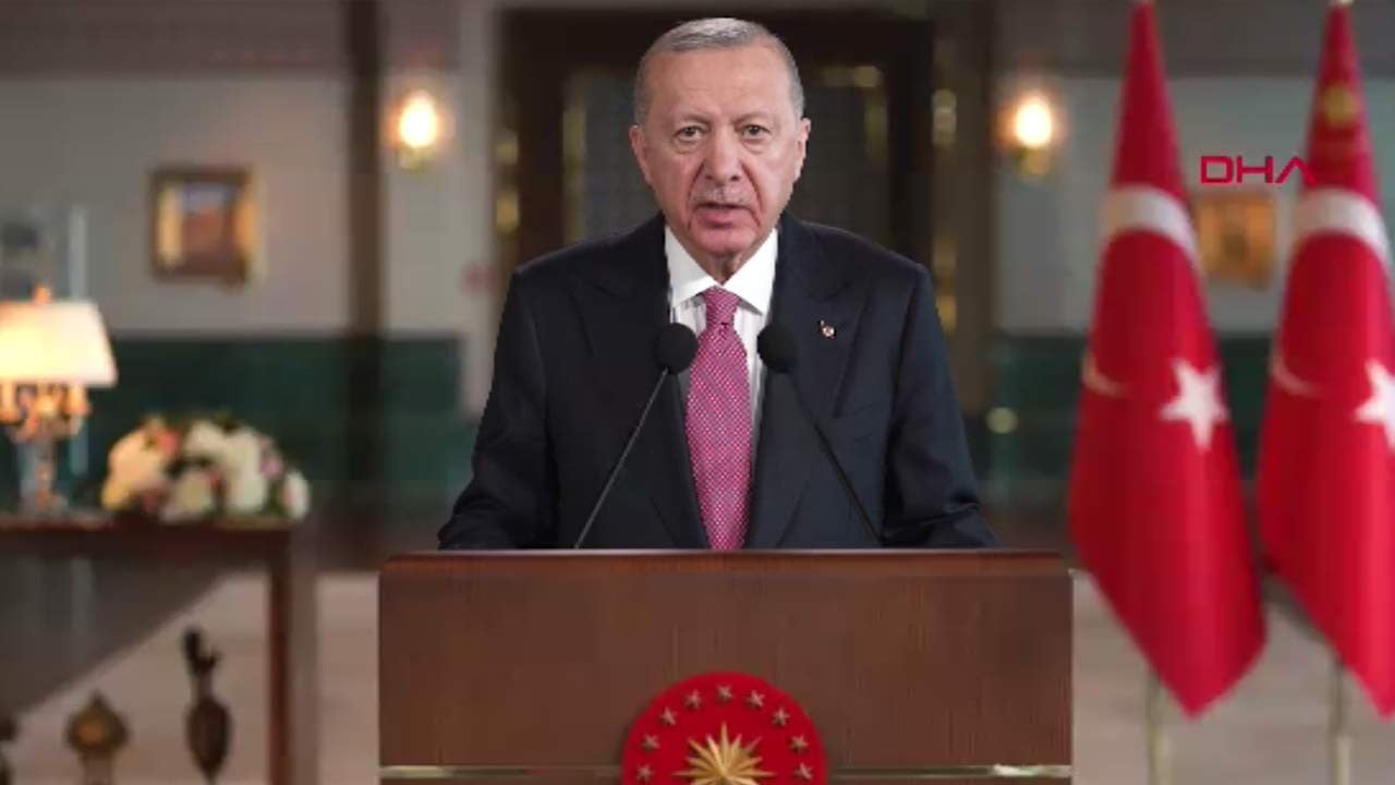 Başkan Erdoğan'dan Milli Saraylar Sempozyumu'na mesaj: Osmanlı mirasını muhafaza ediyoruz