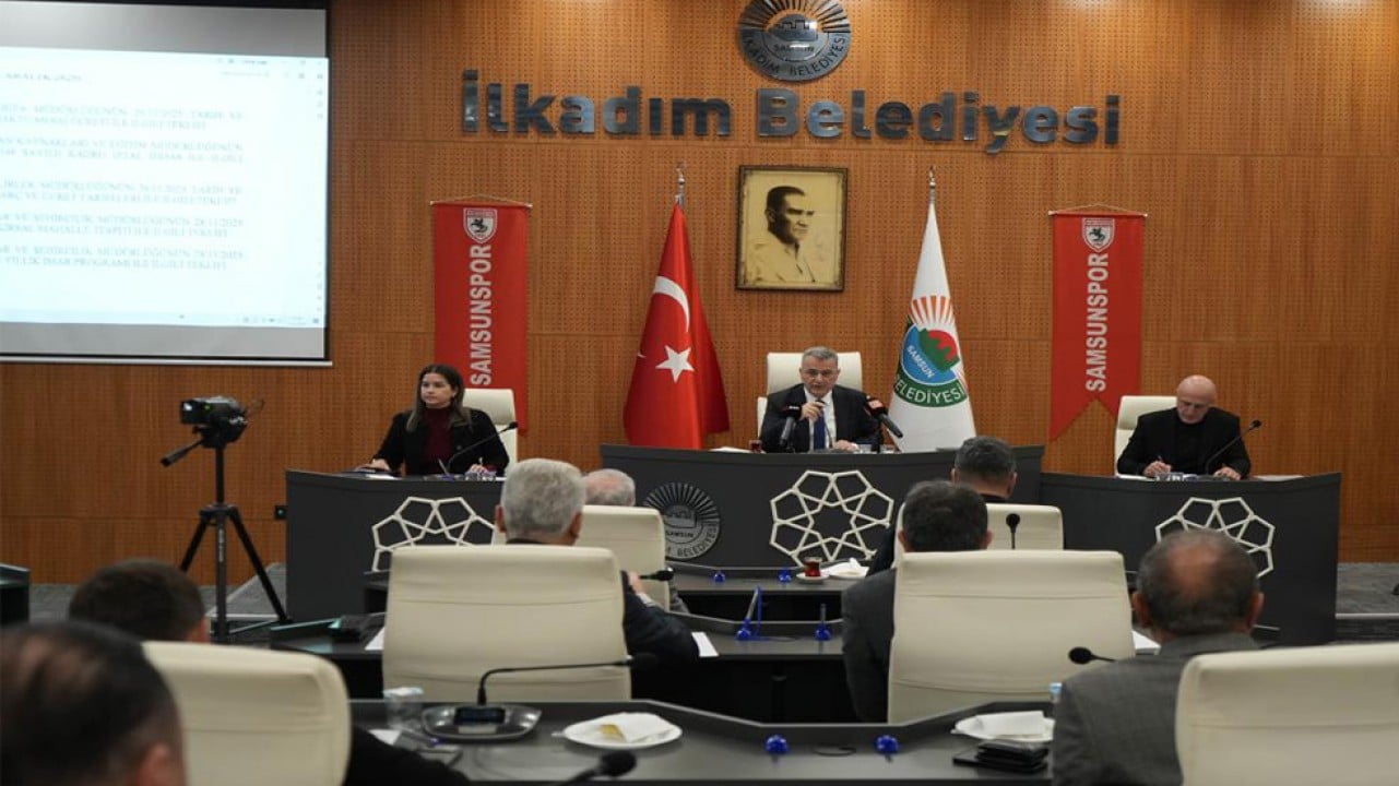 Başkan Kurnaz: Maksat hayvan sevmek değil, siyaset yapmak