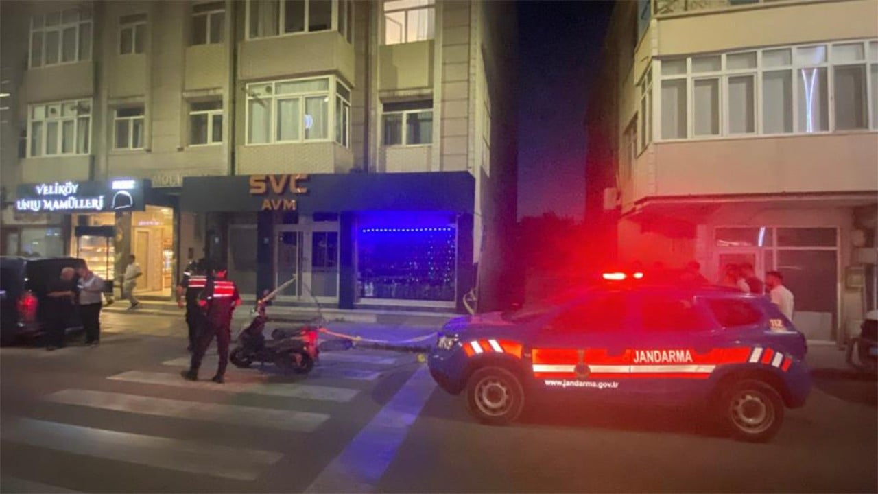 Beşinci kattan düşen 2 yaşındaki çocuk hayatını kaybetti