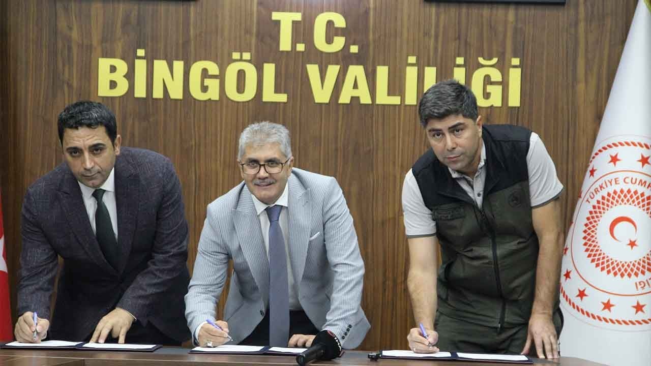 Bingöl’de kalkınma ve dirençli şehir hamlesi! Trüf mantarı üretimi ve depreme karşı yapı stoku kontrolü için dev adımlar atıldı! 