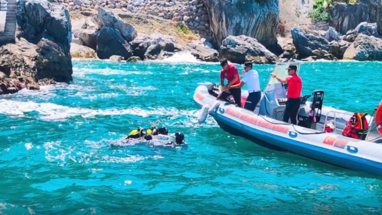 Bir ayda 57 kişiyi kurtardılar ‘Umudun adı JAK ve SAK’