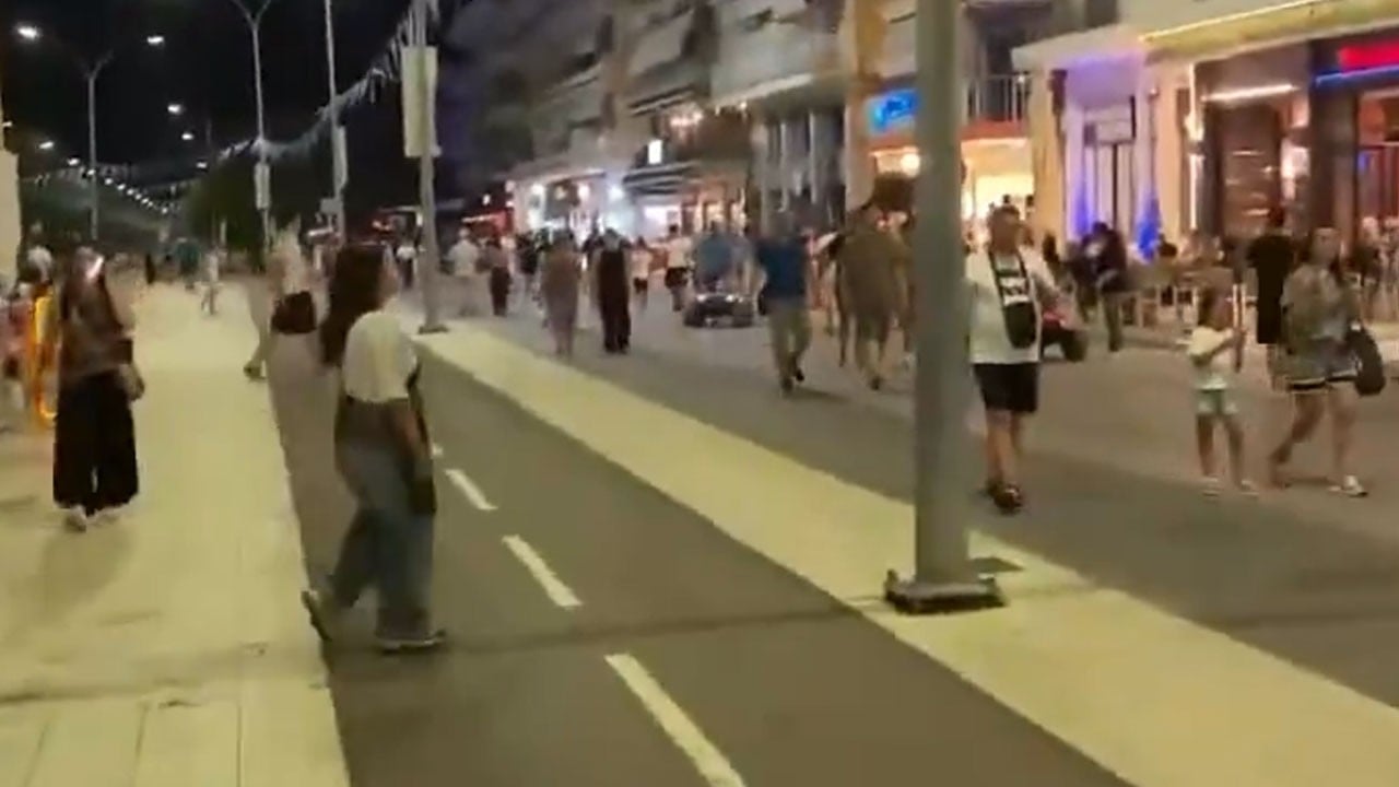 Burada kazan orada harca! Seküler beyaz Türkler Yunanistan'ı ihya etti
