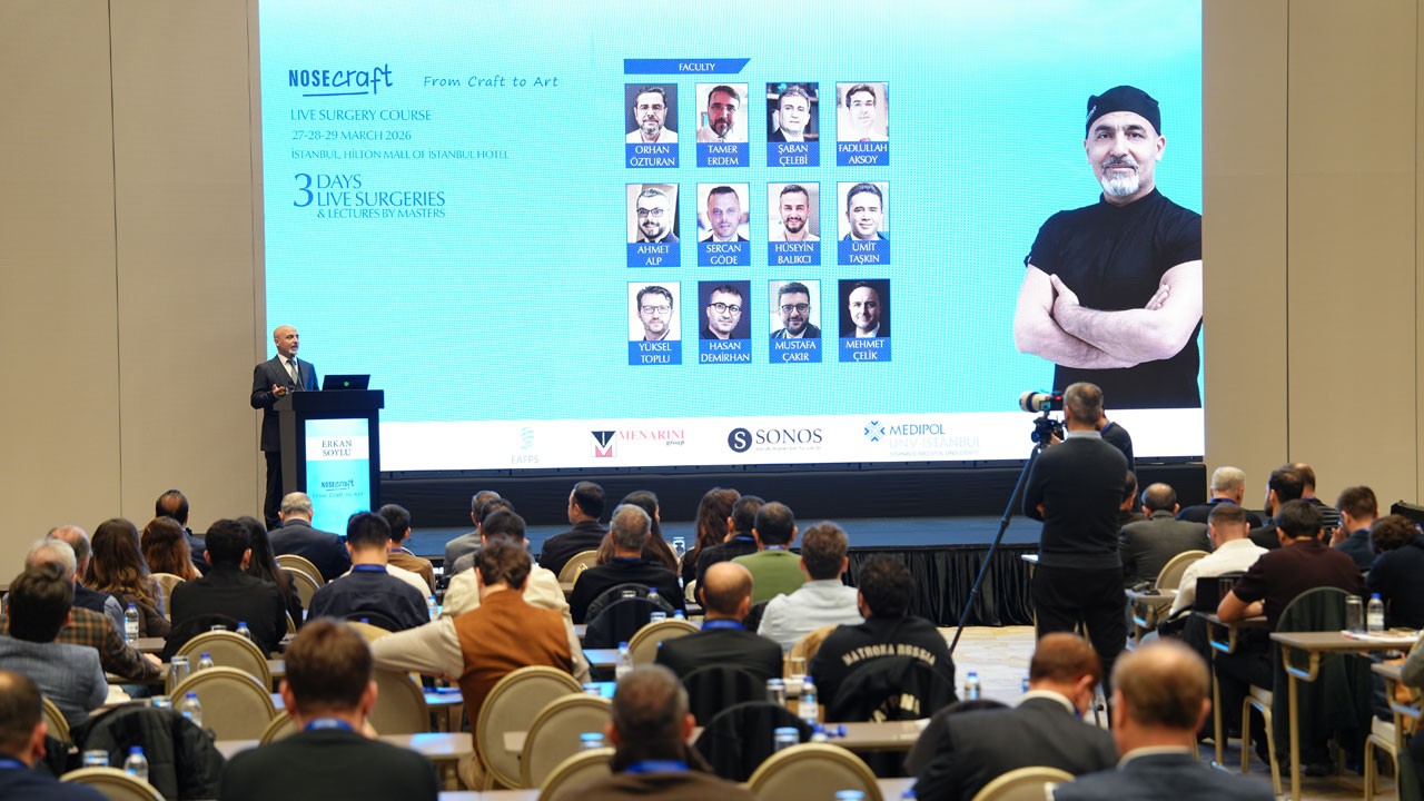 Burun estetiğinde canlı cerrahi buluşması!