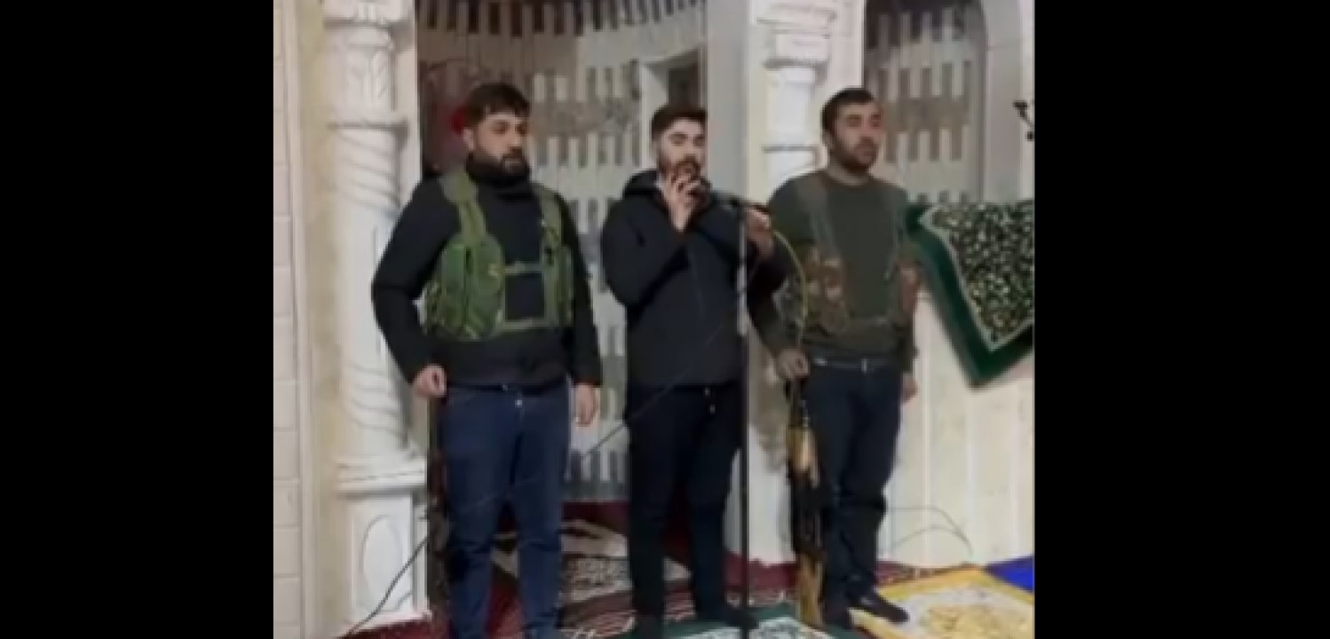 Cami hoparlöründe örgüt marşı: Lenin’in tohumlarından ne beklenirdi