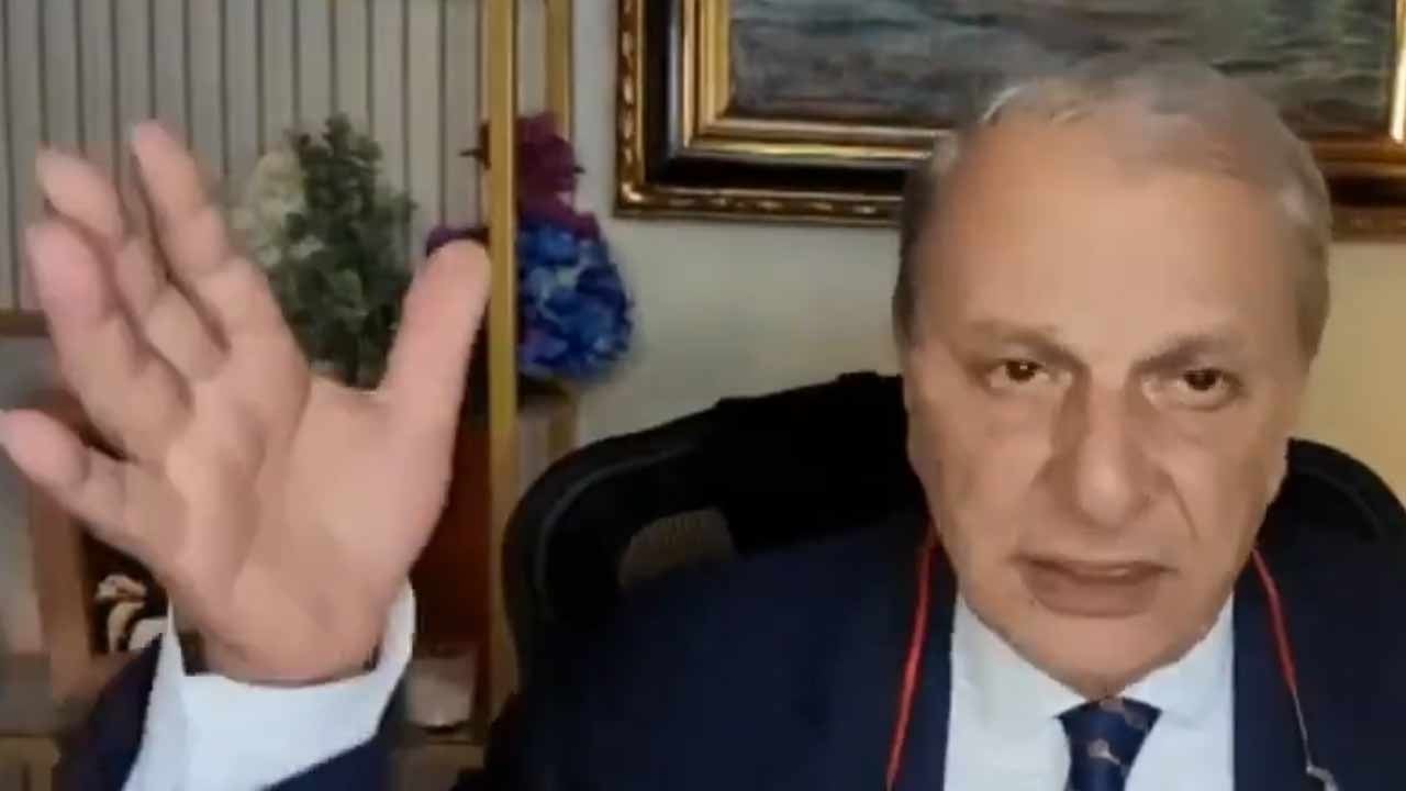 Can Ataklı'dan cuma namazı itirafı