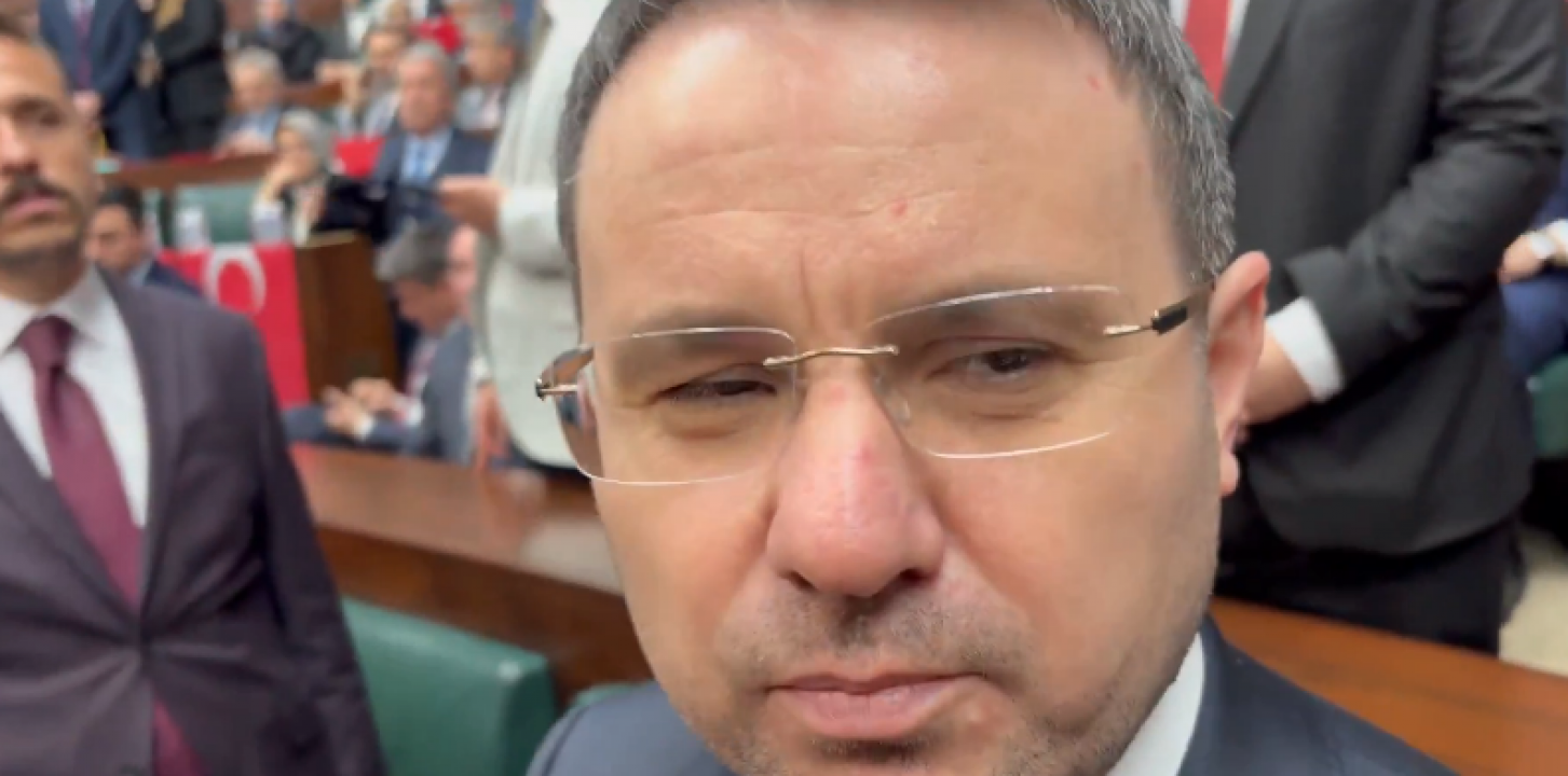 CHP’li vekilin 'anayasa' cahilliği pes dedirtti! Turan Taşkın Özer avukat ama dünyadan bihaber!