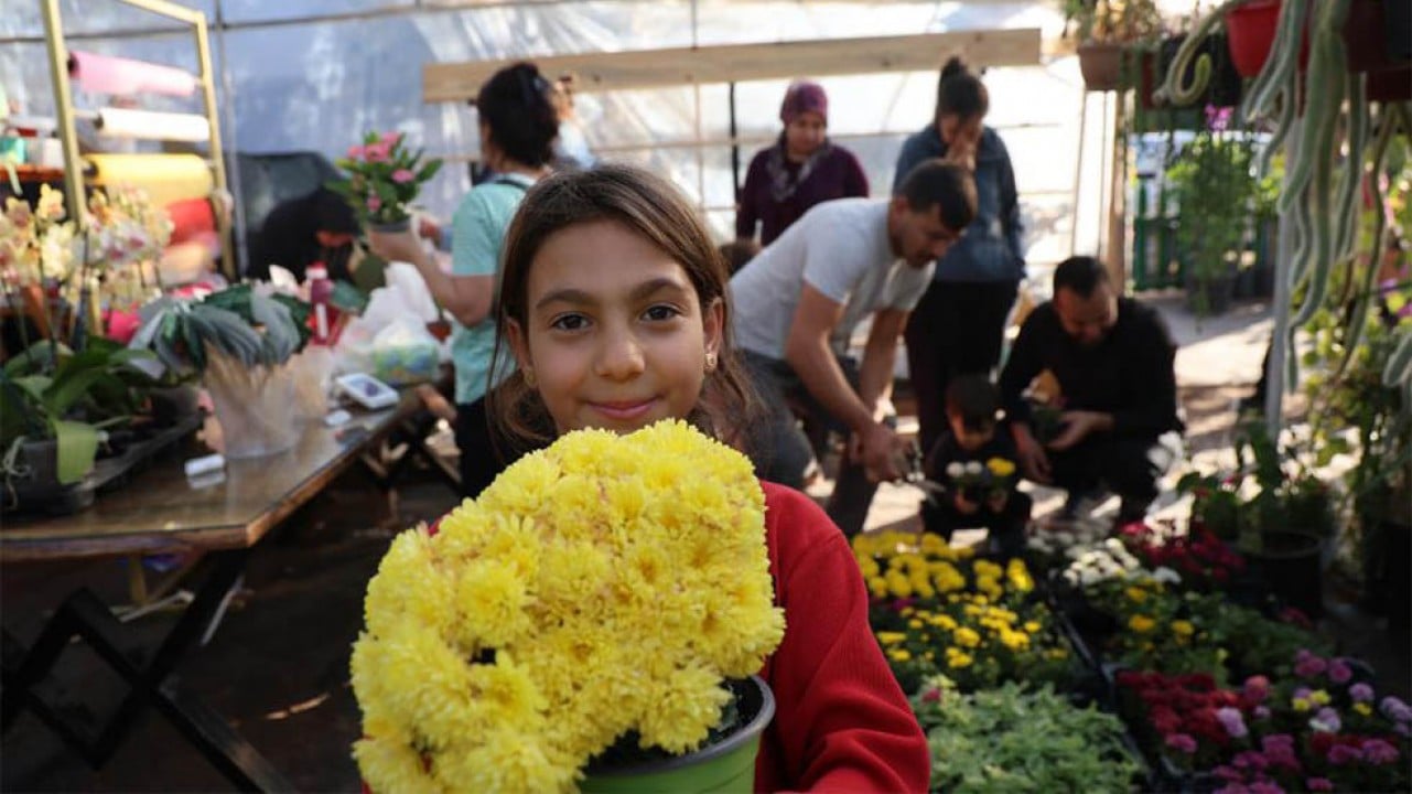 Çiçekçilerde Öğretmenler Günü yoğunluğu