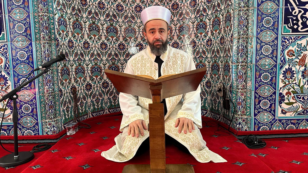 Çocukluk hayalini 45 yaşında gerçekleştirdi! Maşallah 8 ayda hafız oldu