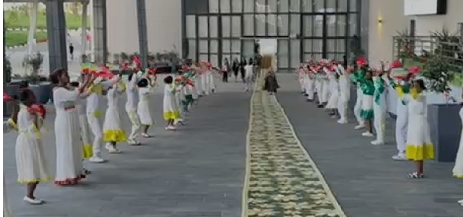 Cumhurbaşkanı Erdoğan Etiyopya’da resmi törenle karşılandı