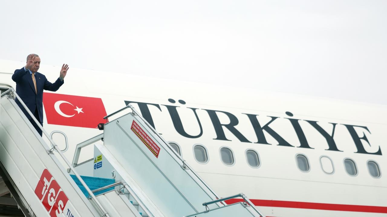 Cumhurbaşkanı Erdoğan TDT zirvesi için Türkistan’da