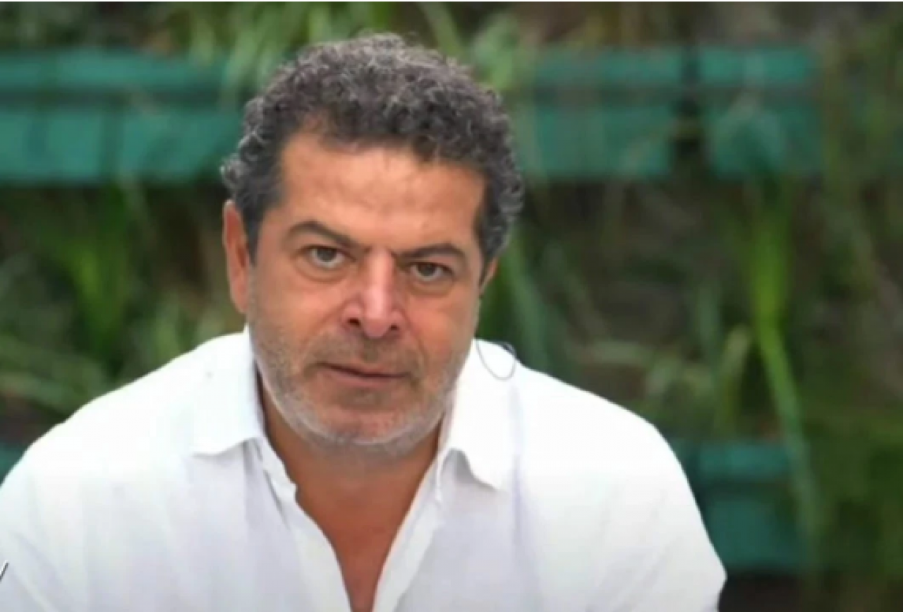 Cüneyt Özdemir Özgür Özel’i perişan etti: Dünya yangın yerine dönmüş Özgür Özel turptan bahsediyor 