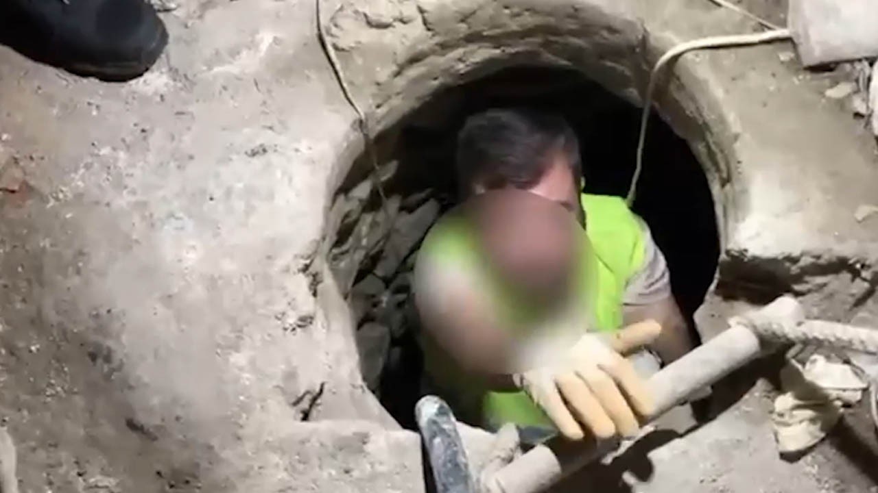 Definecilerin gözü döndü şehrin göbeğinde Fatih'te kazı yaptılar