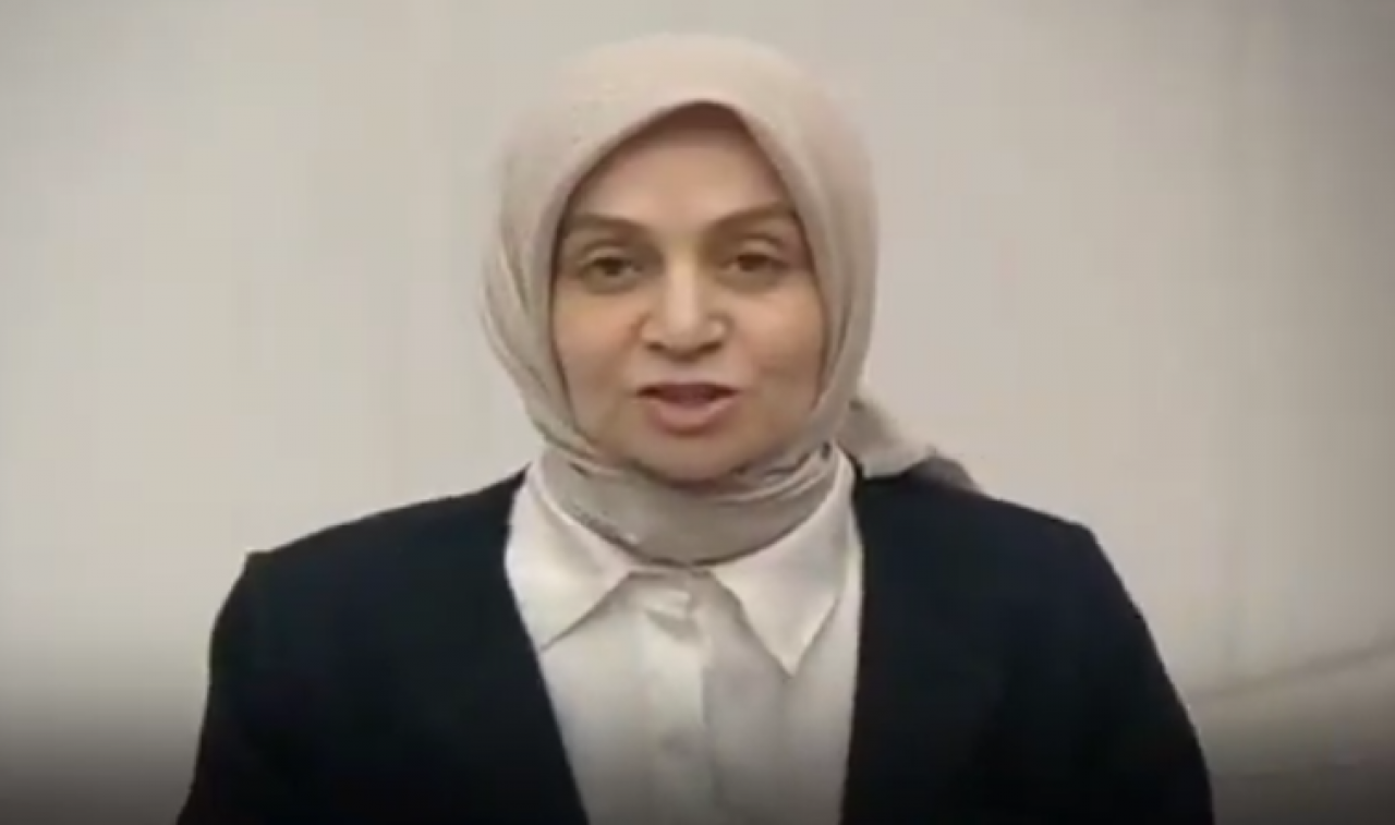 Değerler ayaklar altına alındı! Mezar başında rakı rezaleti vicdanları yaraladı!