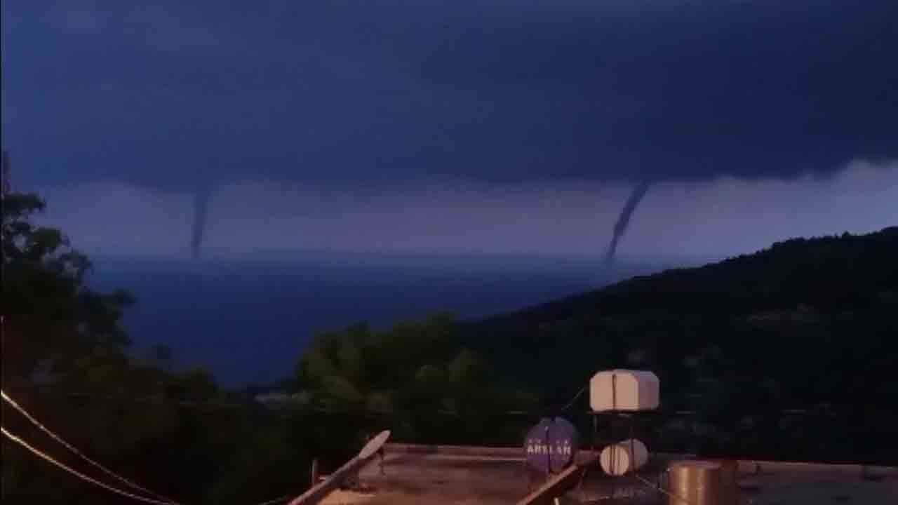 Denizde çifte hottum: Hatay'ı fırtına ve heyelan vurdu