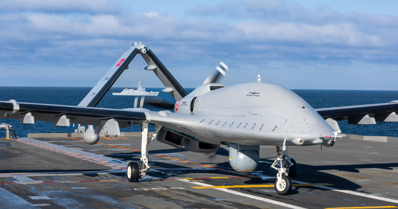 Dünya bu teknolojiyi konuşuyor: Kısa pistten havalanan TB3 rüşdünü ispatladı!