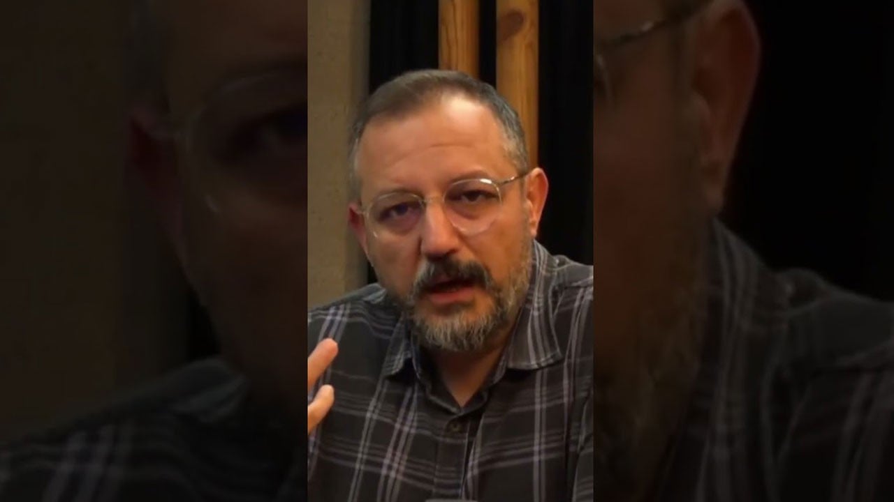 "Ekrem İmamoğlu ile sarmaş dolaş olduğunu bilmiyor muyuz?" Erdem Atay'dan fondaşlara salvolar