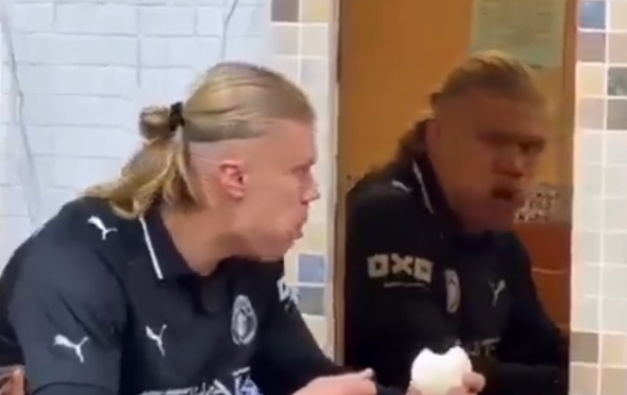 Erling Haaland yeşil sahalarda defans oyuncularının korkulu rüyası olabilir ama bu kez korkan kendisi oldu!