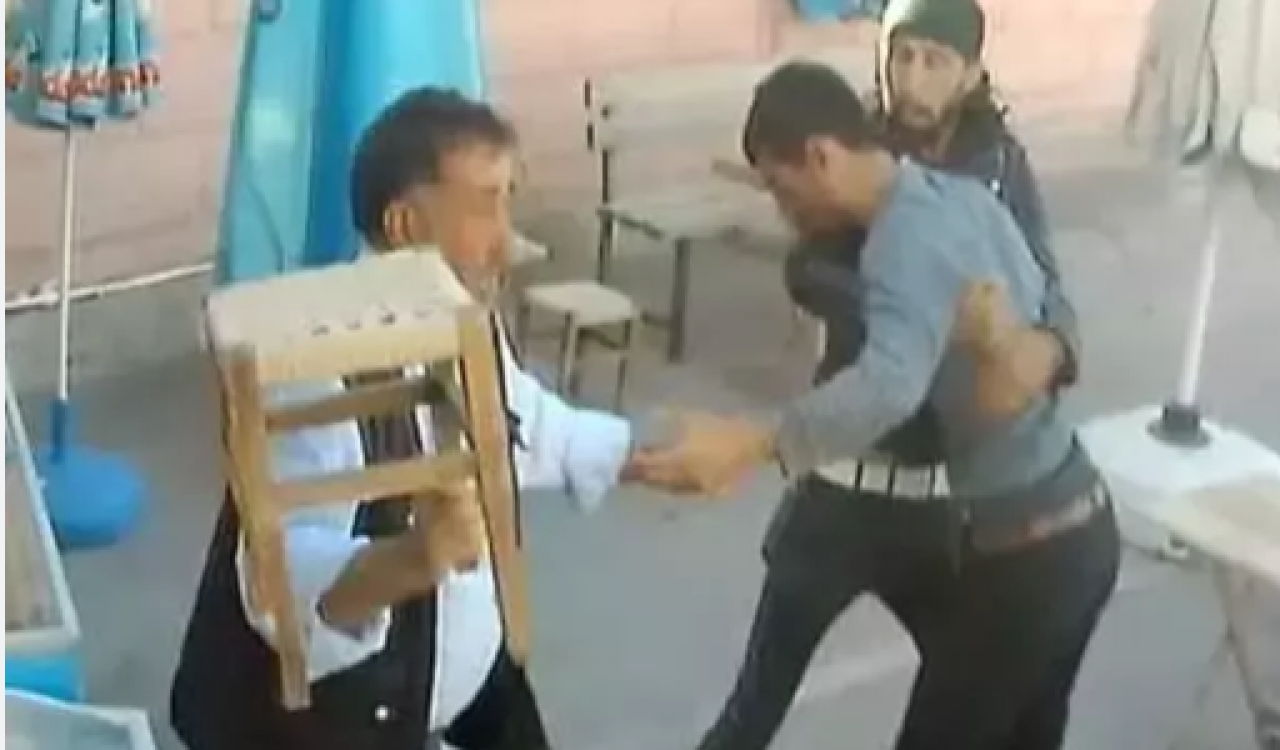 Erzincan’da skandal olay! Şehir eşkıyaları iş başında: Çay ocaklarını savaş alanına çevirdiler