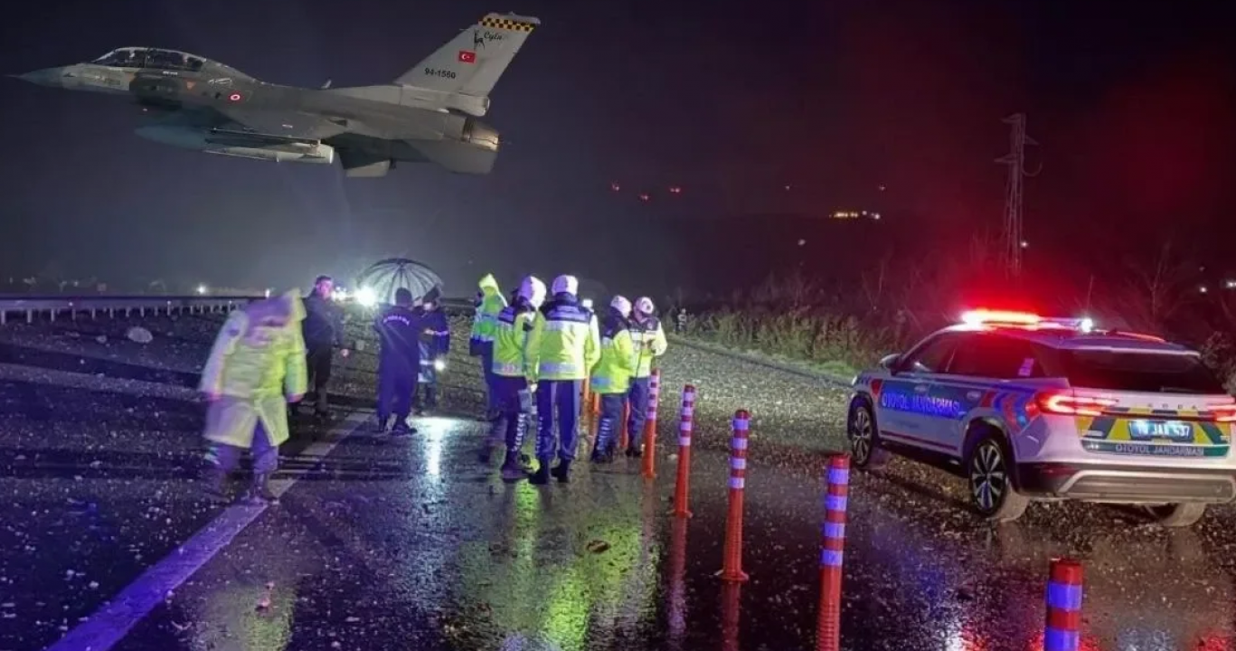 F-16 kaza kırımının yeni görüntüleri ortaya çıktı: ‘Şimşek mi çarptı?’ dediler, facia çıktı! İşte uçağın düştüğü o kahreden anlar