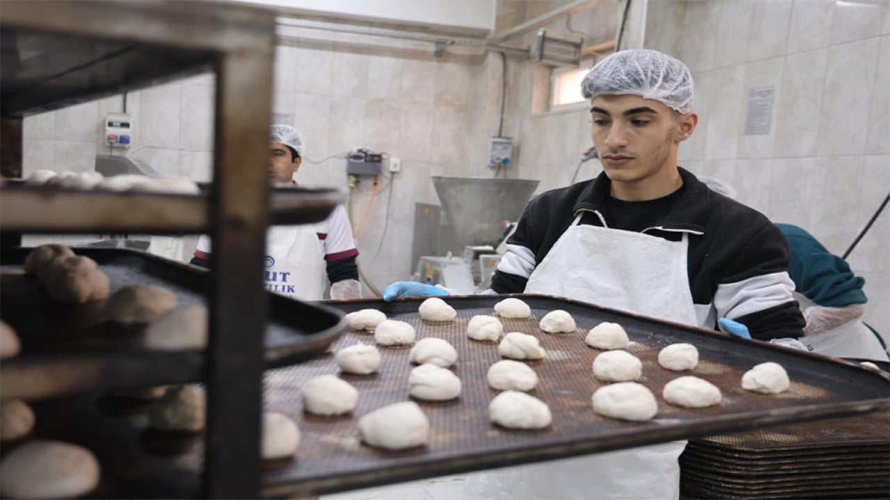 Fabrika gibi lise: Bir yıllık cirosu 19 milyon lira