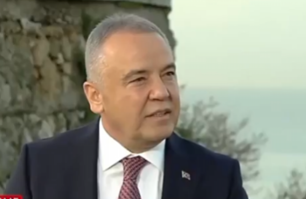 Fakirlik edebiyatı bitti, şaibeli servet patladı! Muhittin Böcek'in 