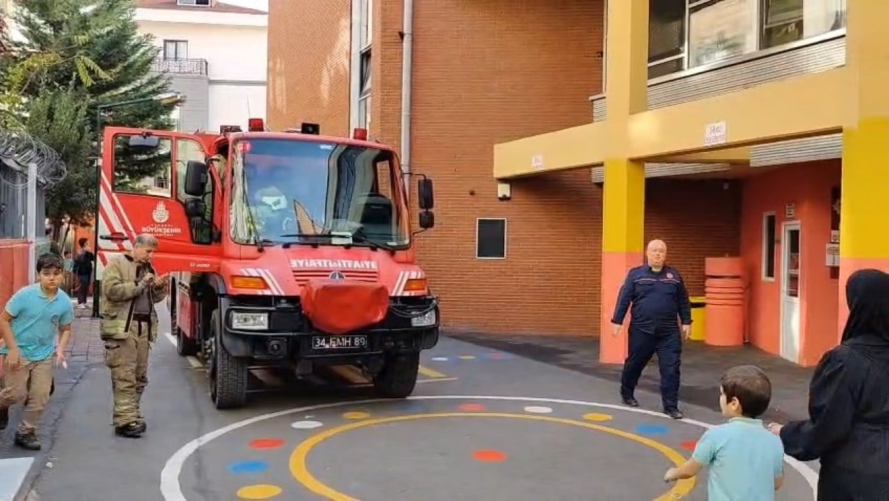 Fatih'te doğal gaz kaçağı nedeniyle okul tahliye edildi