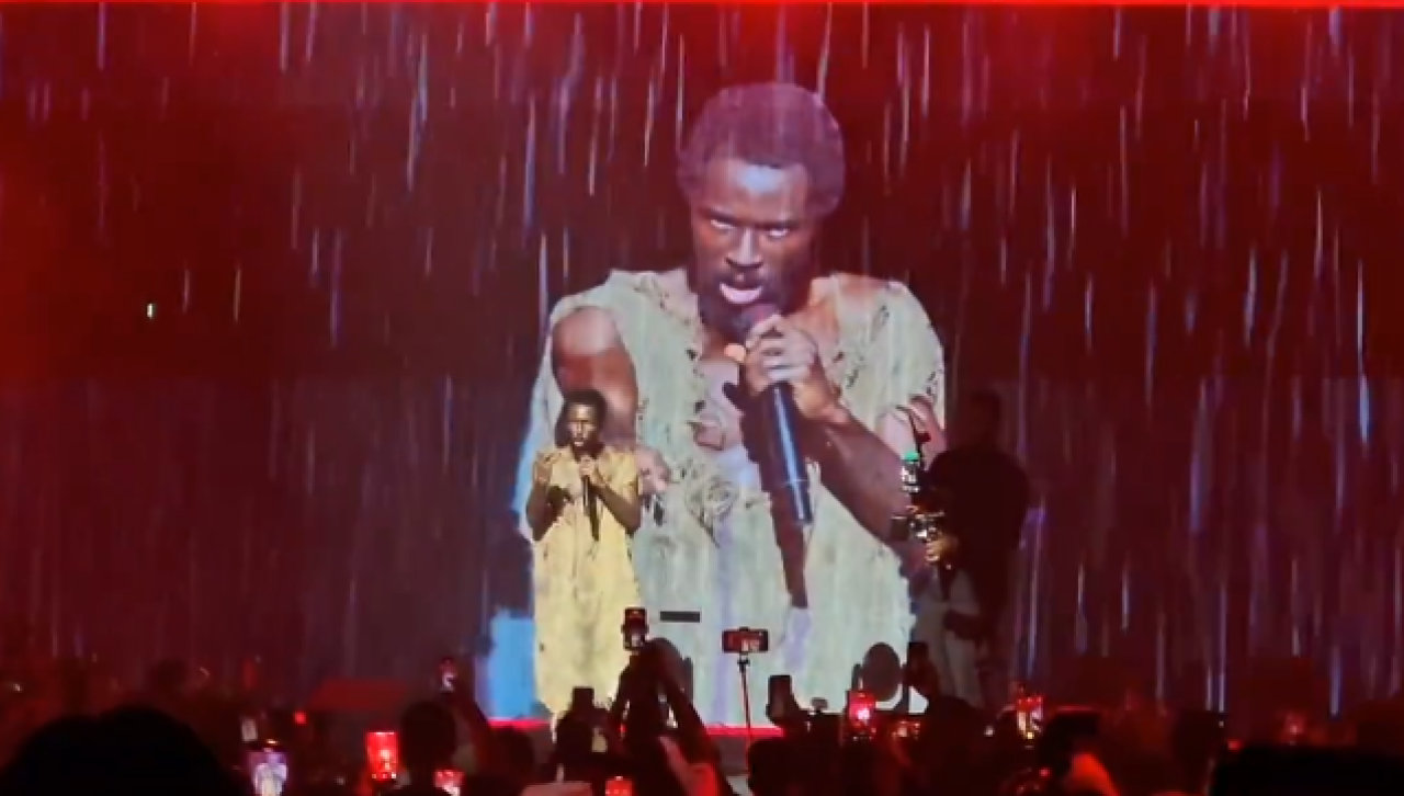 Gana'da sahte peygamber skandalı! Tufan kopmadı, paraları toplayan Ebu Nuh rap konserinde 