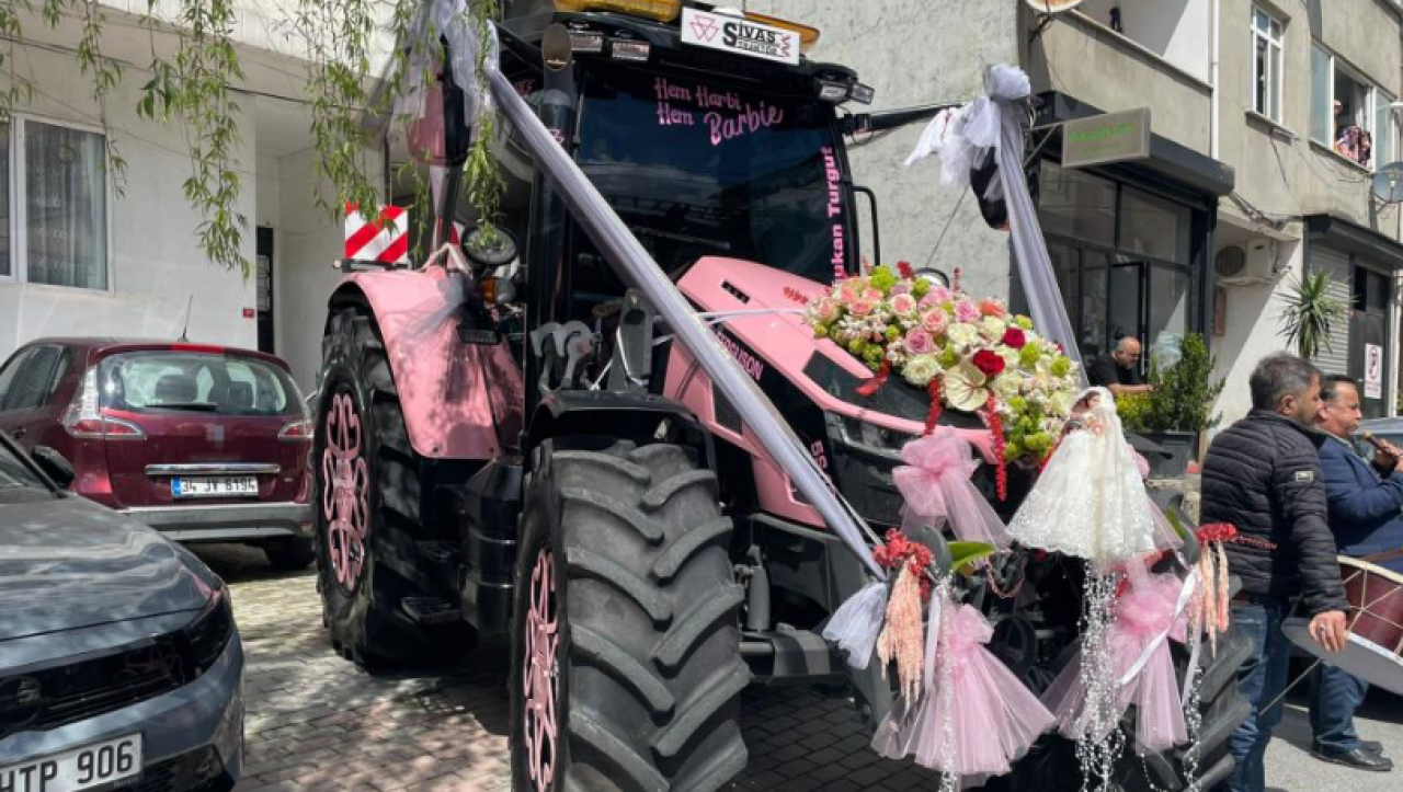 Gelin almaya pembe traktörle gitti! Sosyal medyada gündem oldu