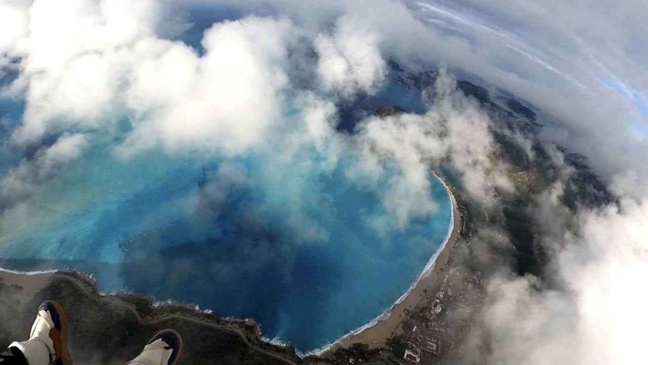 Gökyüzünde nefes kesen manzara! Ölüdeniz’de renklerin dansı