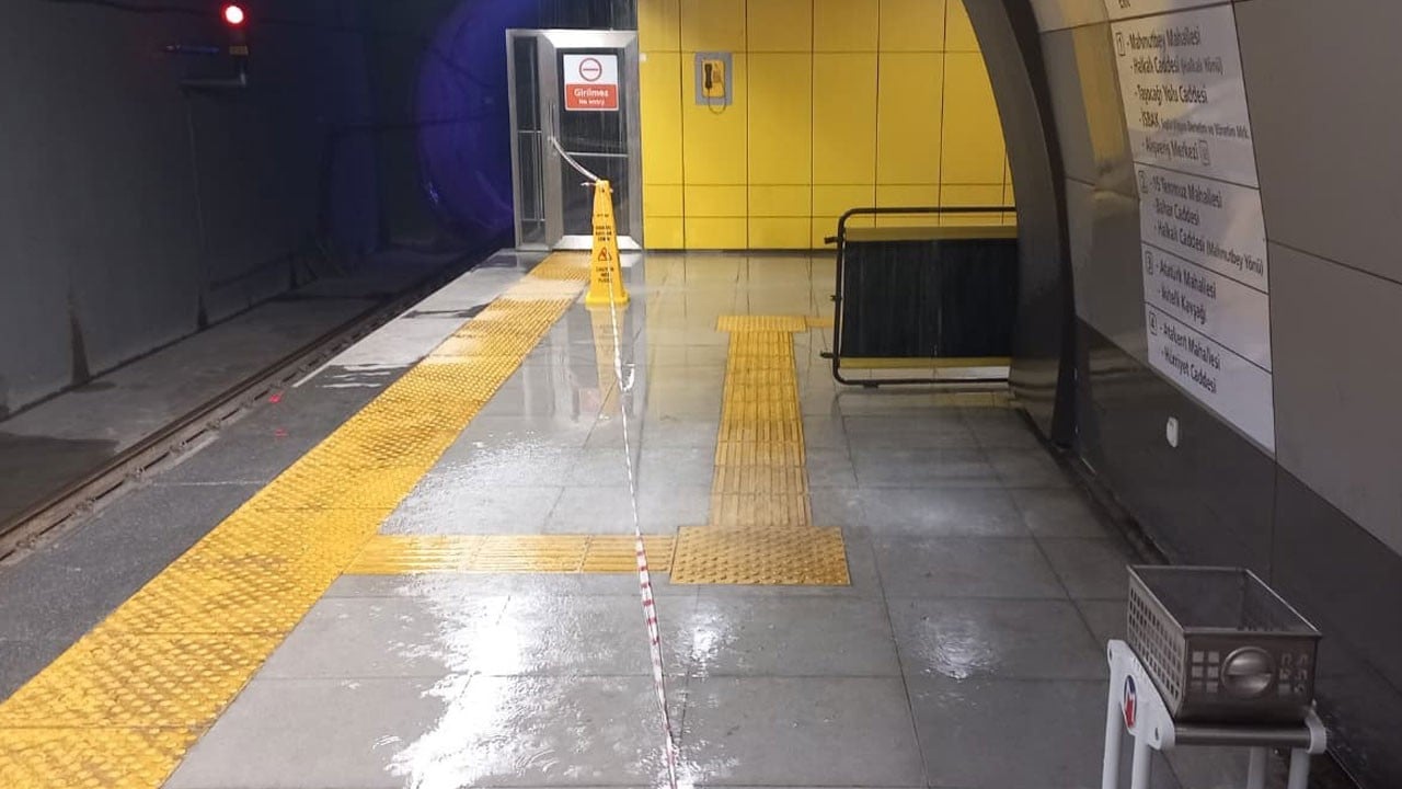  Her yağmurda aynı manzara! Ekrem’in icraatları İstanbulluyu çileden çıkardı