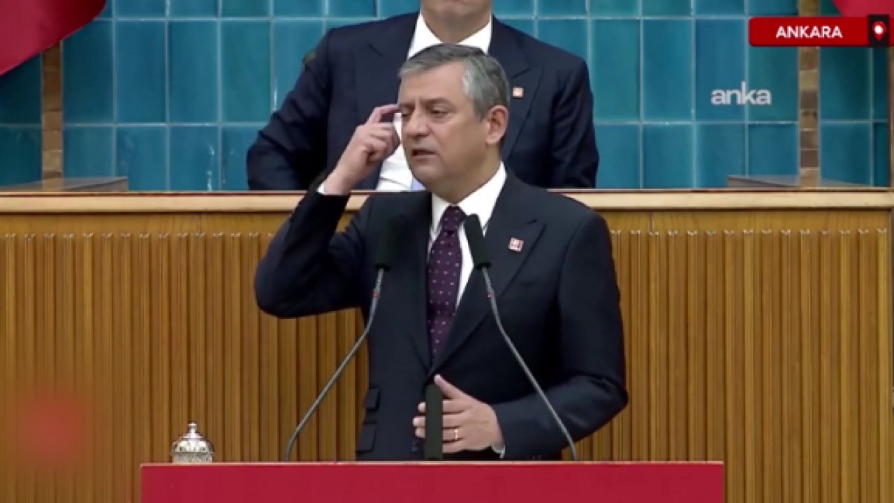 Heykelden başka ne yaptınız? Özgür Özel AK Parti’nin kiralık konut icraatına da kondu