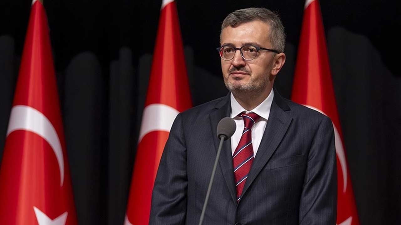 İletişim Başkanı Duran tehlikeye dikkat çekti: Birlikte dur dememiz gerekiyor