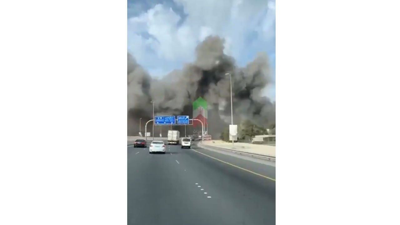 İran'ın vurduğu Bahreyn'den feci görüntüler