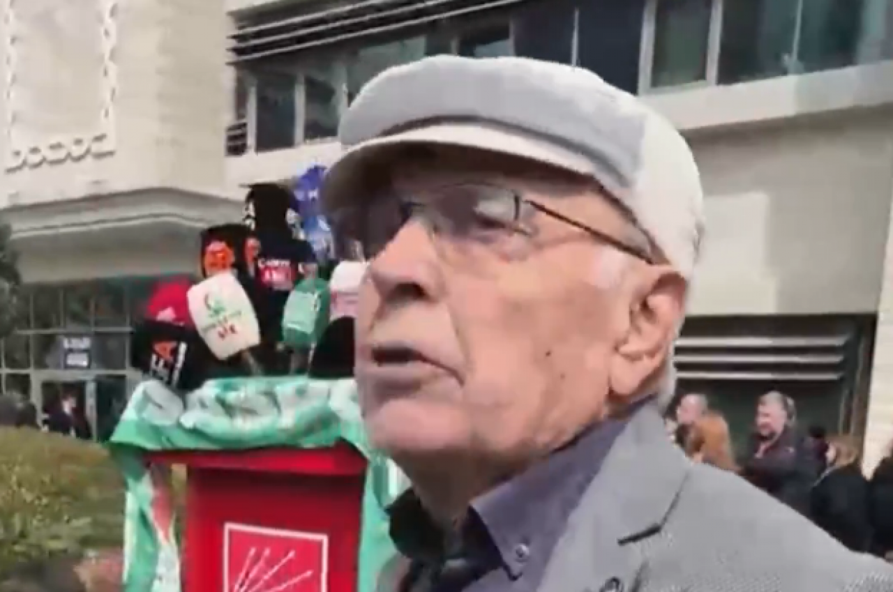 İslam düşmanlığı gözlerini kör etti! Yolsuzluk zanlısı CHP'li Bozbey için belediye önünde peçe ve mukaddesat düşmanlığı yaptılar!