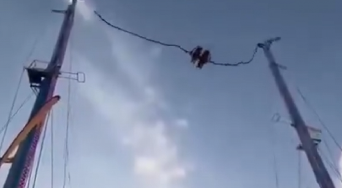 İspanya'da lunapark faciası! Fırlatma aletinin halatı koptu!