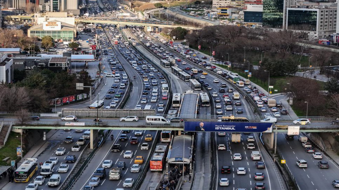 İstanbul trafiğini Ramazan yola soktu