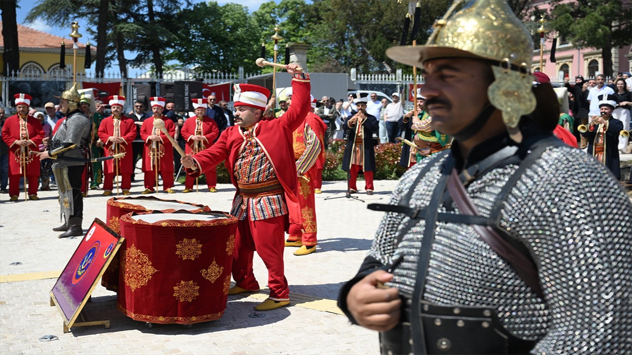 İstanbul’un fethi Edirne’den başlar diyerek kenti inlettiler