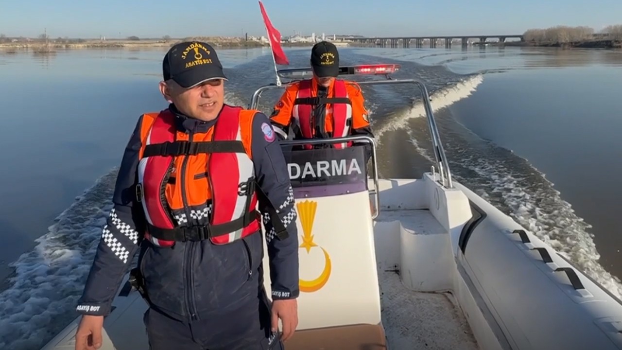 Jandarmadan Meriç Nehri'nde güvenli sular mesaisi 