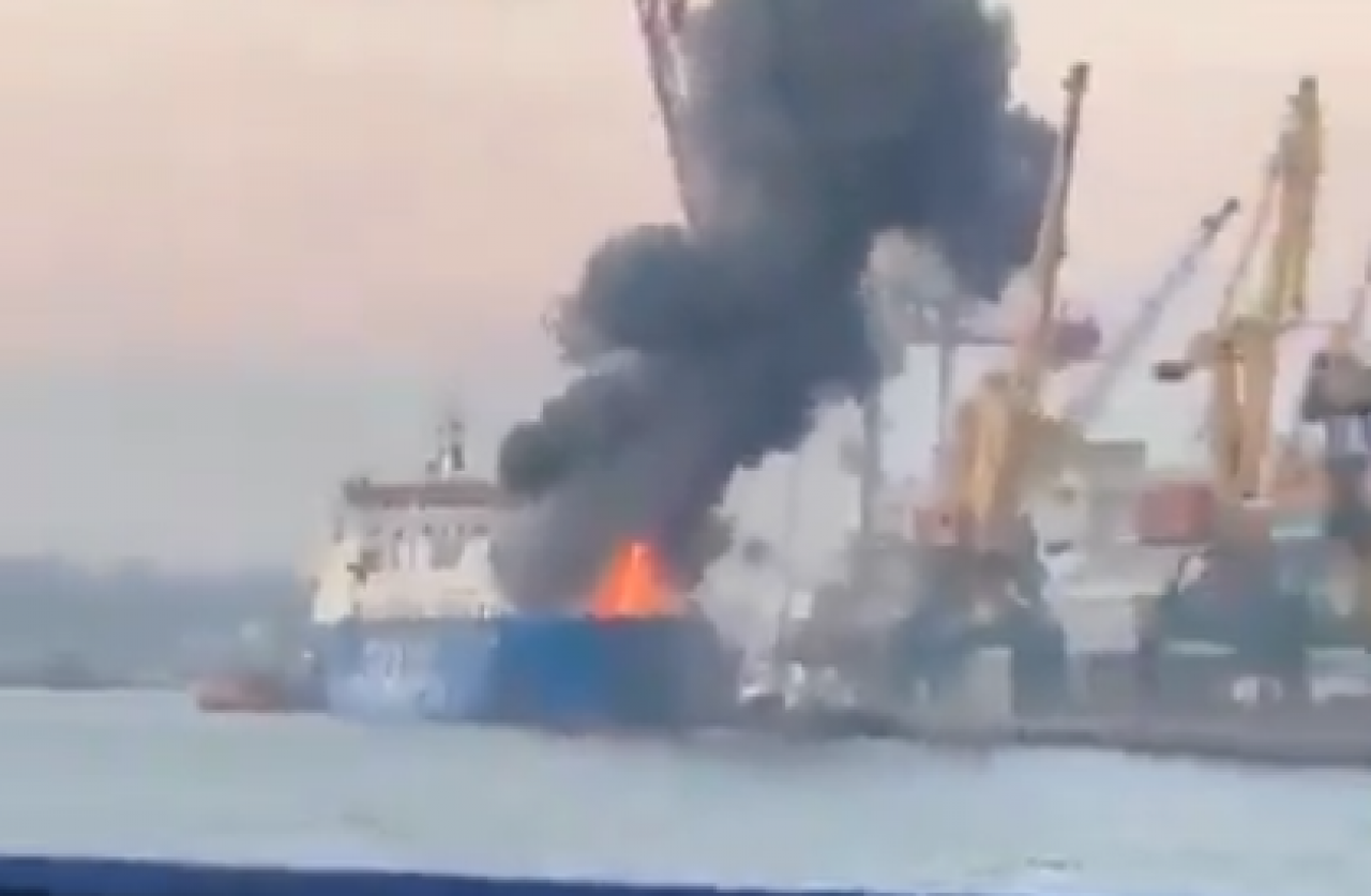 Karadeniz'de Türk tankerine sinsi saldırı: 27 mürettebat dehşeti yaşadı!