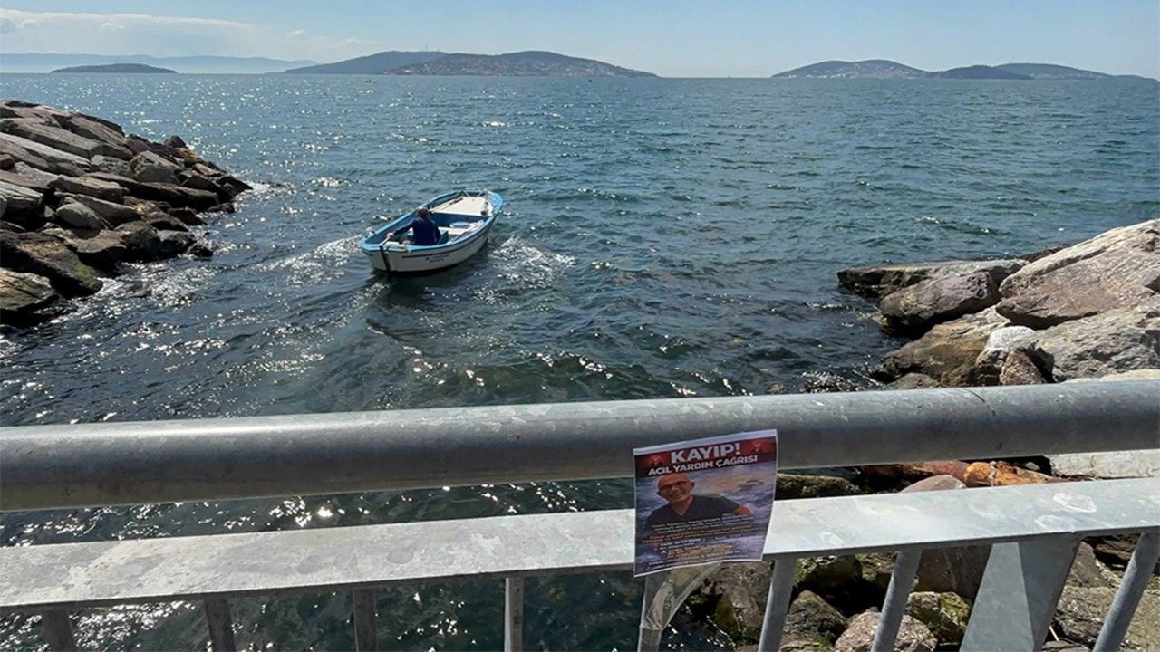 Kartal'da balıkçılar 15 gün önce denize açılan arkadaşlarını arıyor